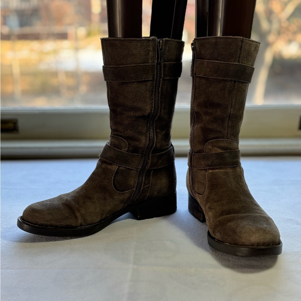 Born heeled boots, size 7 M